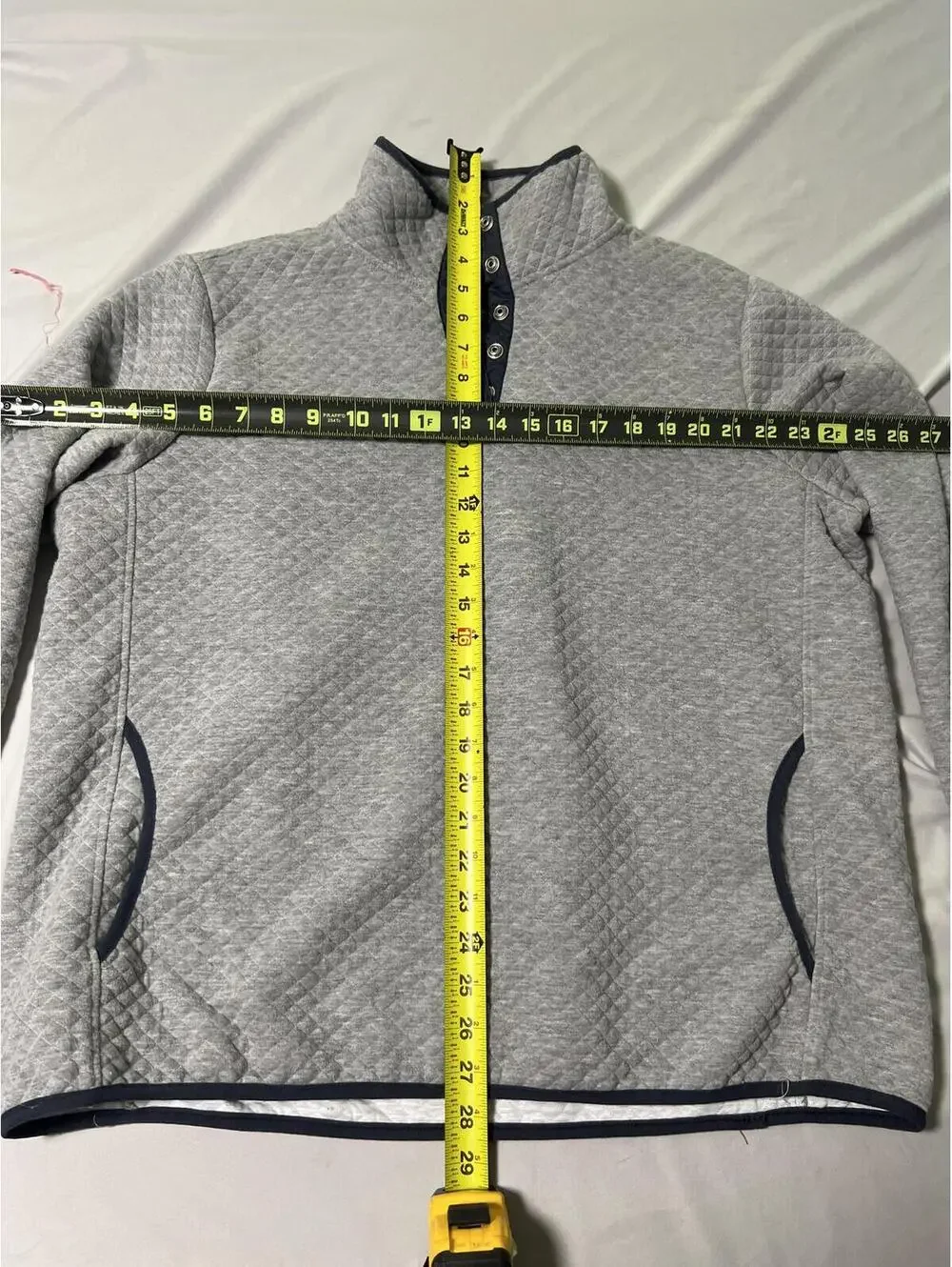 Mountain and isles Gray Quilted Pullover Sweatshirt with Snap Buttons 1X - Picture 3 of 5